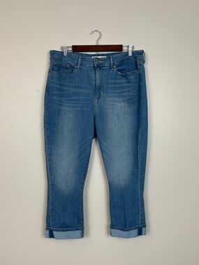 Levi Straus Capri Womens 16 Light Blue Gold Signature Mid Rise Capri Stretch